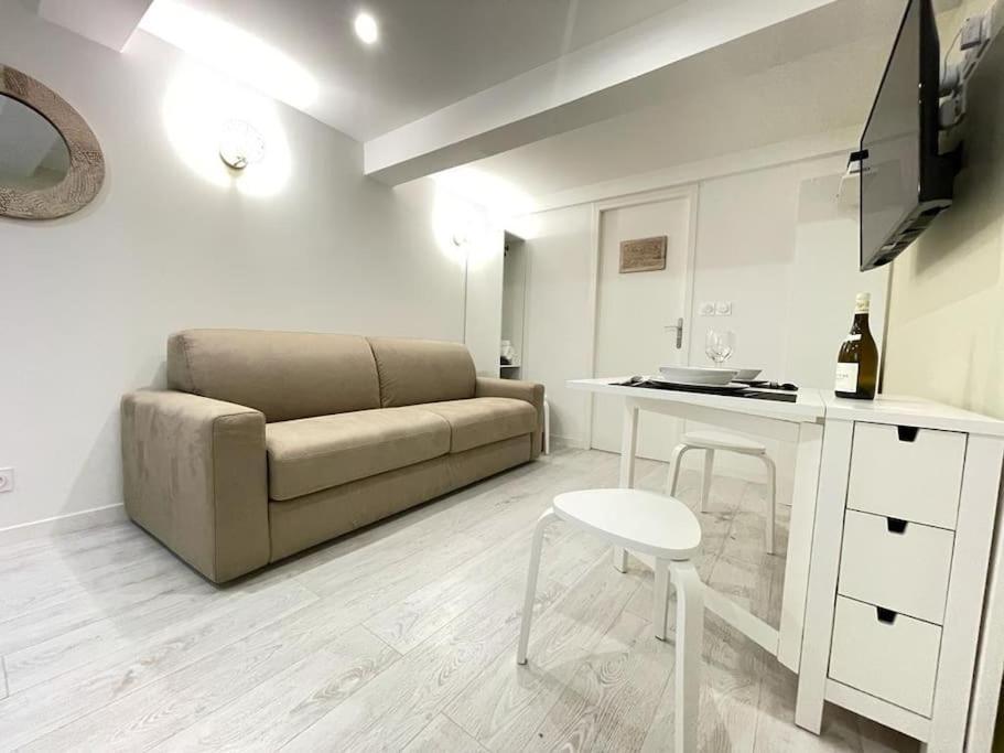 Chez Antho Studio -Studio Cosy Au Coeur Du Panier Vieux Port Lägenhet Marseille Exteriör bild